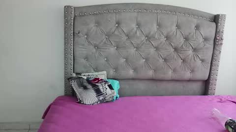 Snapshot of nesuko_kamado chatting on September 18, 2025, 4:20 pm nesuko_kamado online show from September 18, 2025, 4:20 pm