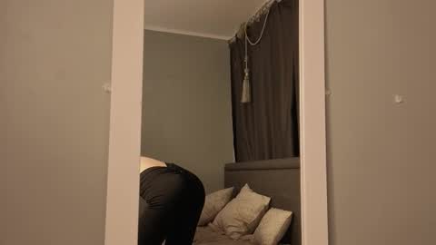 Naomi online show from February 26, 2026, 8:52 pm