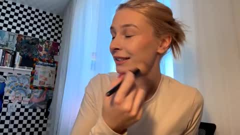 Snapshot of nevanadler chatting on February 23, 2026, 1:08 pm Nika online show from February 23, 2026, 1:08 pm