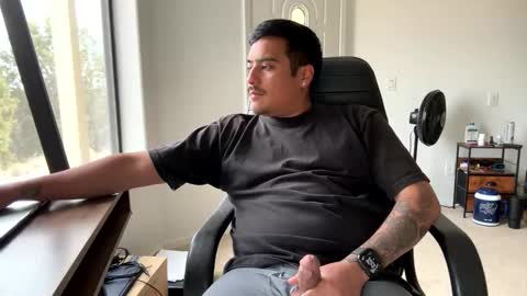 Snapshot of never___satisfied chatting on March 2, 2026, 7:54 pm never___satisfied online show from March 2, 2026, 7:54 pm