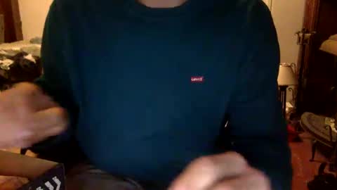 nevermind298079 online show from December 3, 2024, 12:35 am