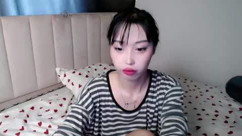 Rin online show from May 19, 2026, 1:56 am