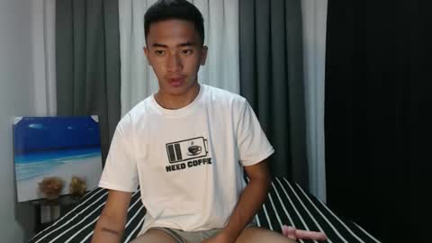 Snapshot of new_jersey_jay chatting on October 12, 2025, 9:47 pm new_jersey_jay online show from October 12, 2025, 9:47 pm