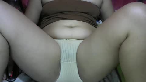 Snapshot of new_lady24 chatting on December 10, 2024, 2:59 am new_lady24 online show from December 10, 2024, 2:59 am