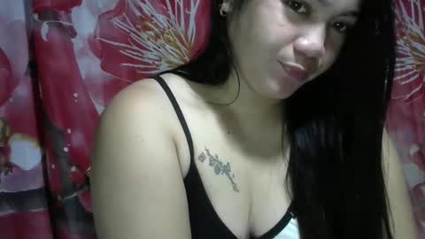 Snapshot of new_lady24 chatting on March 7, 2025, 9:48 pm new_lady24 online show from March 7, 2025, 9:48 pm