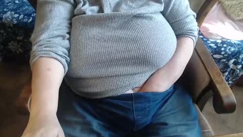 Lilly  online show from March 5, 2025, 7:27 am