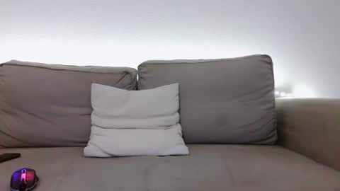 simi online show from March 2, 2025, 5:23 am