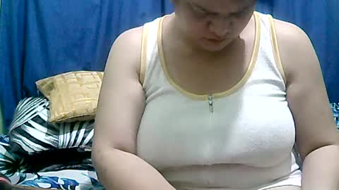 mariapaula online show from July 13, 2026, 2:47 am