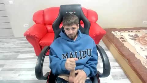 Snapshot of newboy69_ chatting on September 27, 2025, 10:48 pm newboy69_ online show from September 27, 2025, 10:48 pm