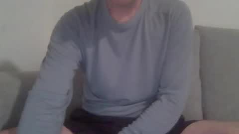 newduser06 online show from February 1, 2026, 3:49 am