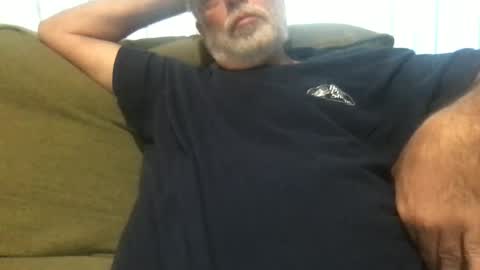 newtman68 online show from October 6, 2025, 9:34 pm