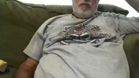 newtman68 online show from October 15, 2025, 7:03 pm