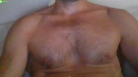 newtyguy90 online show from June 21, 2026, 9:39 pm