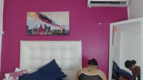 nextdoor_fantasy online show from October 23, 2025, 3:28 am