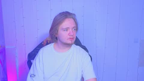 nexxxusme online show from February 17, 2026, 12:51 am