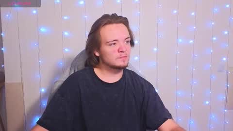 nexxxusme online show from February 22, 2026, 12:45 am