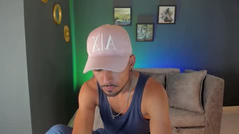 Snapshot of neyder_sanz chatting on February 27, 2026, 1:33 pm NEYDER online show from February 27, 2026, 1:33 pm