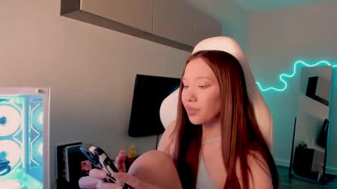 Mina online show from April 30, 2026, 8:20 am