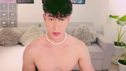 Snapshot of neythan__blaze chatting on October 27, 2025, 10:14 pm   online show from October 27, 2025, 10:14 pm