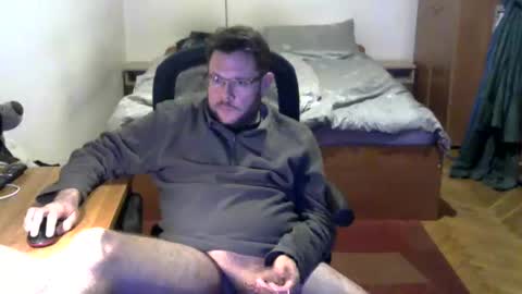 nezoss online show from February 16, 2026, 4:47 pm