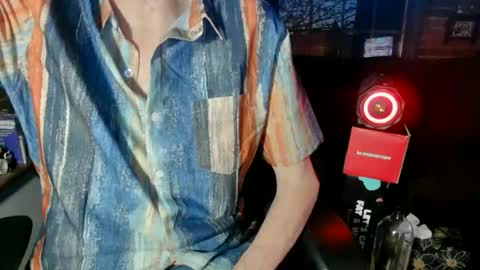 Snapshot of nfgwholoves2cum chatting on April 27, 2026, 12:19 am NFG Nice Friendly Guy Dick online show from April 27, 2026, 12:19 am