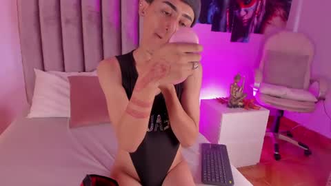 Snapshot of nhico_salazar chatting on June 17, 2026, 12:18 pm Nico online show from June 17, 2026, 12:18 pm