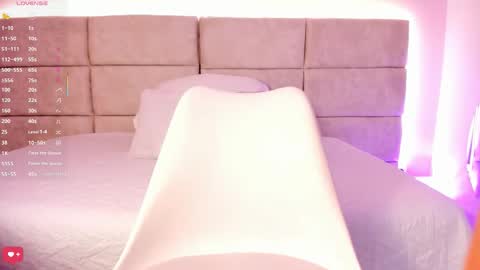 Nia online show from February 11, 2026, 12:10 pm