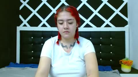 Snapshot of nia_stark chatting on December 17, 2024, 2:44 pm Estefani online show from December 17, 2024, 2:44 pm