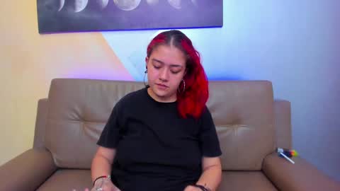 Snapshot of nia_stark chatting on January 6, 2025, 2:58 pm Estefani online show from January 6, 2025, 2:58 pm