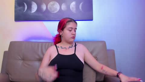 Snapshot of nia_stark chatting on January 27, 2025, 11:54 am Estefani online show from January 27, 2025, 11:54 am