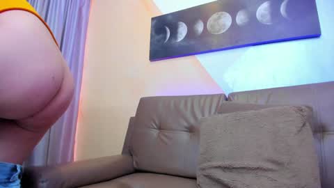 Snapshot of nia_stark chatting on February 1, 2025, 5:47 pm Estefani online show from February 1, 2025, 5:47 pm