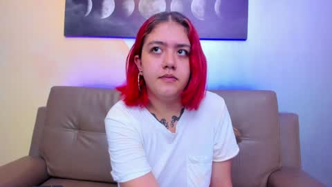 Snapshot of nia_stark chatting on February 3, 2025, 11:53 am Estefani online show from February 3, 2025, 11:53 am