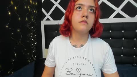 Snapshot of nia_stark chatting on February 13, 2025, 2:01 am Estefani online show from February 13, 2025, 2:01 am