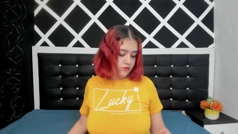 Snapshot of nia_stark chatting on February 13, 2025, 8:03 pm Estefani online show from February 13, 2025, 8:03 pm