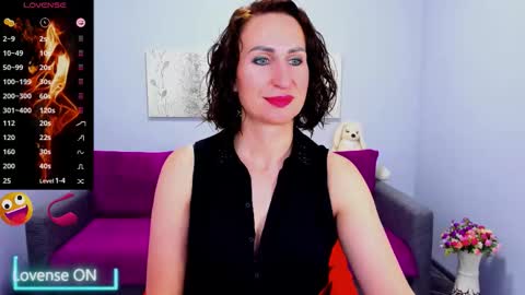 niasmithh online show from October 4, 2025, 5:38 am