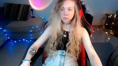 Snapshot of nica_kawaii chatting on June 23, 2026, 3:21 pm nica_kawaii online show from June 23, 2026, 3:21 pm