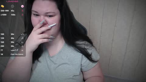 Snapshot of nicara_ chatting on December 18, 2024, 9:47 am nicara_ online show from December 18, 2024, 9:47 am