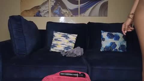 Snapshot of nicckah_ chatting on January 21, 2025, 5:30 pm Lilly online show from January 21, 2025, 5:30 pm