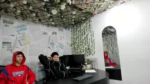 nice_boys11 online show from June 28, 2026, 1:06 pm