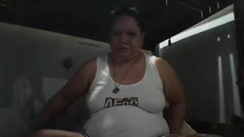 Snapshot of niceasianpussy chatting on April 4, 2026, 10:35 am niceasianpussy online show from April 4, 2026, 10:35 am