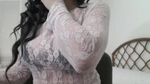 Snapshot of nicebrown chatting on April 27, 2026, 3:10 pm Sfora online show from April 27, 2026, 3:10 pm