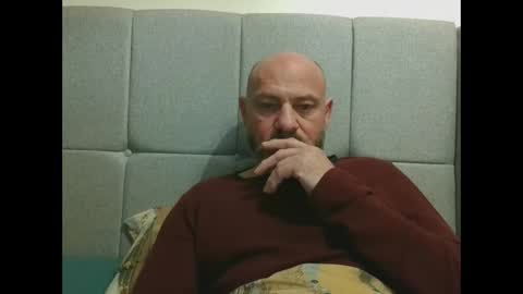 hot builder online show from March 2, 2025, 9:21 am