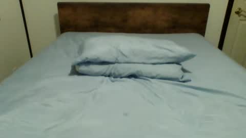 Snapshot of nicedickguy98 chatting on January 21, 2025, 5:05 am Ava Angel online show from January 21, 2025, 5:05 am