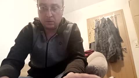 Snapshot of nicefuck0077 chatting on October 26, 2025, 11:53 pm nicefuck0077 online show from October 26, 2025, 11:53 pm