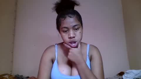 nicelly01 online show from June 1, 2026, 6:26 am