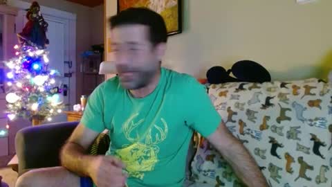 Snapshot of nichous77 chatting on December 19, 2024, 12:45 am Nick online show from December 19, 2024, 12:45 am