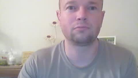 nick1990b online show from October 23, 2025, 5:23 pm
