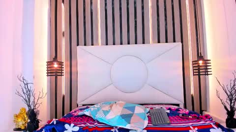 nick_smile online show from February 14, 2026, 5:59 am