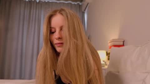 Nicka Cherie online show from April 10, 2026, 4:01 pm