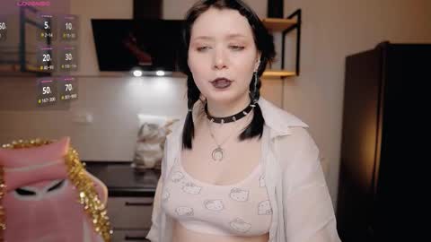 Snapshot of nickari_x chatting on March 1, 2026, 11:12 am nickari_x online show from March 1, 2026, 11:12 am